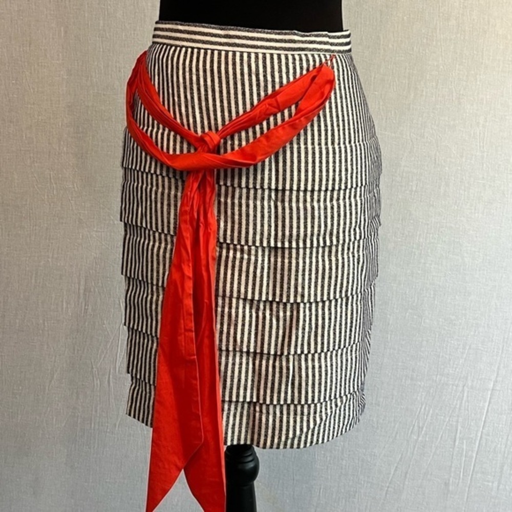 Eva Franco women skirt-‎ size 6